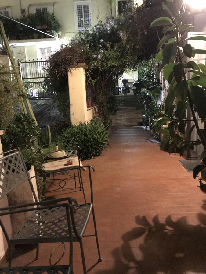 Le Finestre Di Luz B&B Roma Exterior foto